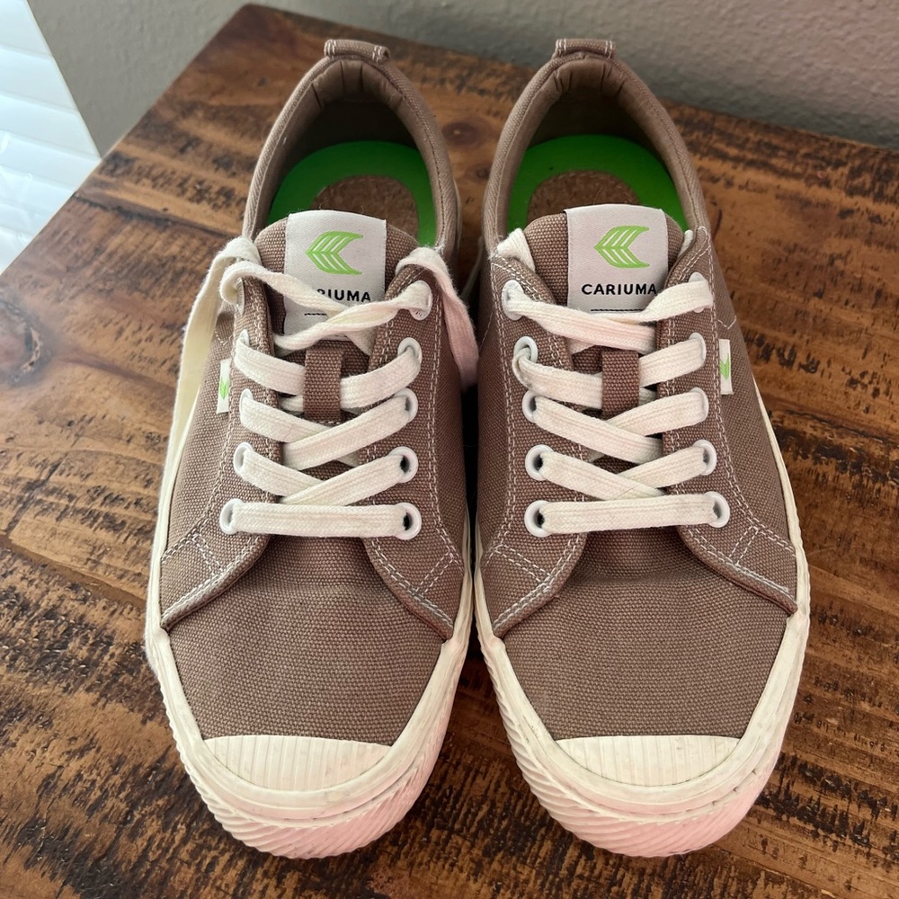Cariuma Taupe Canvas Sneakers size 6.5